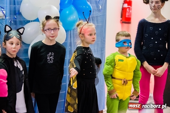 Zdjęcie w galerii na portalu naszraciborz.pl: Wielki bal karnawałowy w Pietrowicach Wielkich wiadomości z regionu