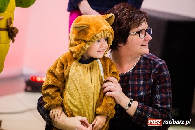 Zdjęcie w galerii na portalu naszraciborz.pl: Wielki bal karnawałowy w Pietrowicach Wielkich wiadomości z regionu