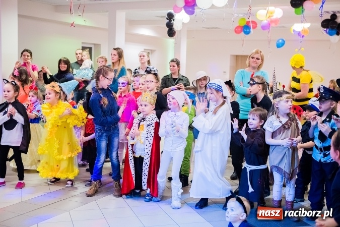 Zdjęcie w galerii na portalu naszraciborz.pl: Wielki bal karnawałowy w Pietrowicach Wielkich wiadomości z regionu
