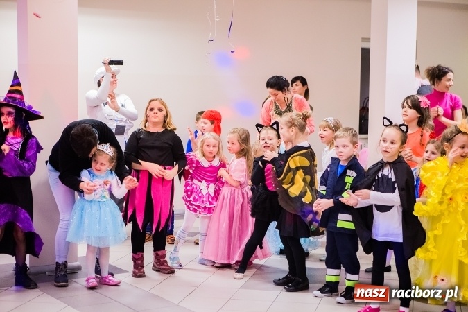 Zdjęcie w galerii na portalu naszraciborz.pl: Wielki bal karnawałowy w Pietrowicach Wielkich wiadomości z regionu