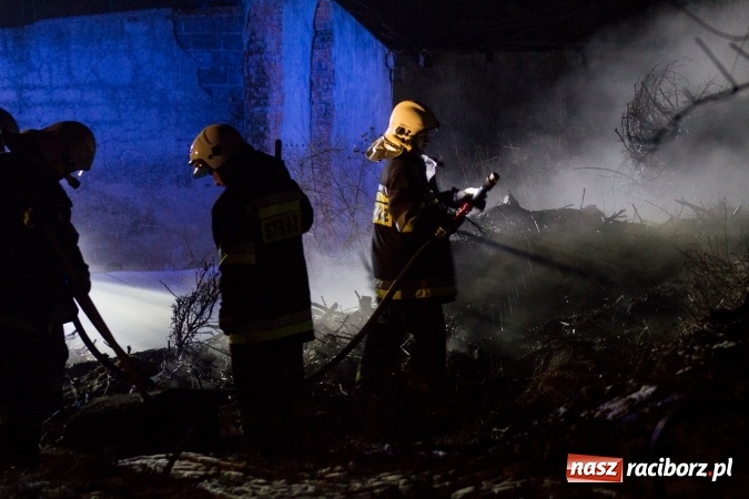 Zdjęcie w galerii na portalu naszraciborz.pl: Podpalenie prawdopodobną przyczyną pożaru w Cyprzanowie wiadomości z regionu