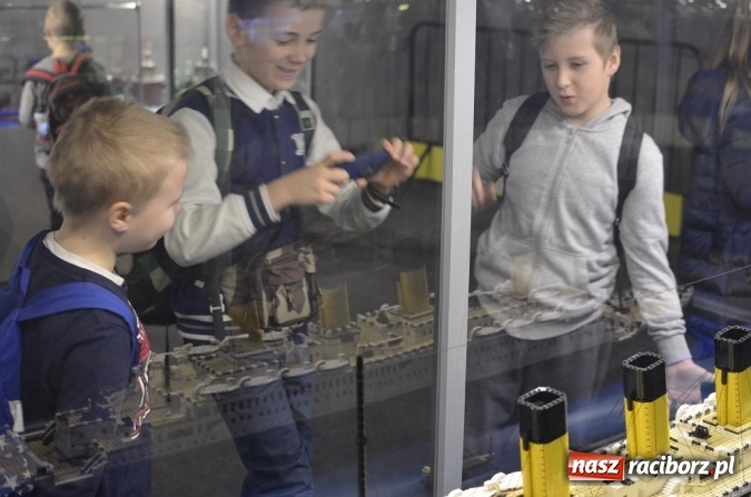 Zdjęcie w galerii na portalu naszraciborz.pl: Tydzień z kulturą w RCK. Wycieczka do krainy Lego w Gliwicach wiadomości z regionu