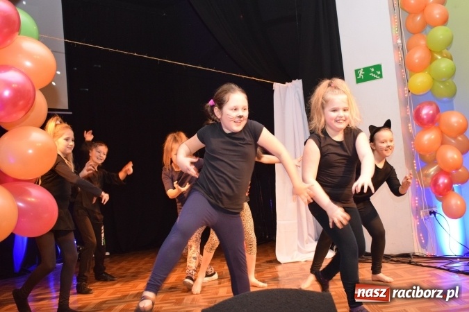 Zdjęcie w galerii na portalu naszraciborz.pl: Bajkowy pierwszy tydzień ferii zimowych w Młodzieżowym Domu Kultury wiadomości z regionu