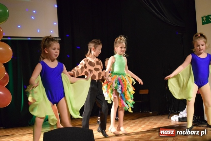 Zdjęcie w galerii na portalu naszraciborz.pl: Bajkowy pierwszy tydzień ferii zimowych w Młodzieżowym Domu Kultury wiadomości z regionu