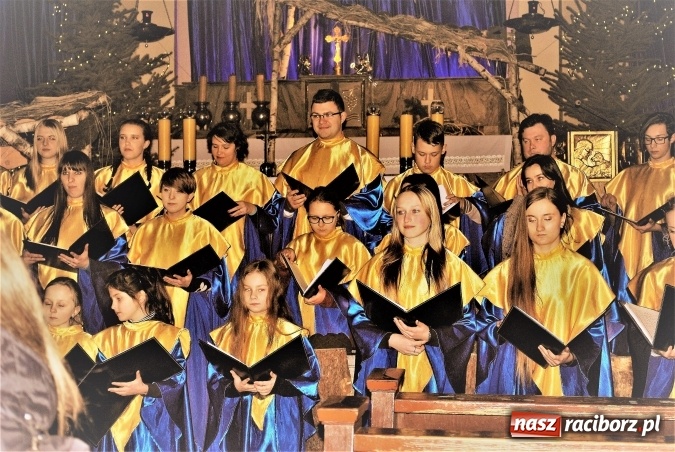 Zdjęcie w galerii na portalu naszraciborz.pl: Koncert i zbiórka na szczytny cel - Kolędowanie dla Kamerunu w kościele NSPJ wiadomości z regionu