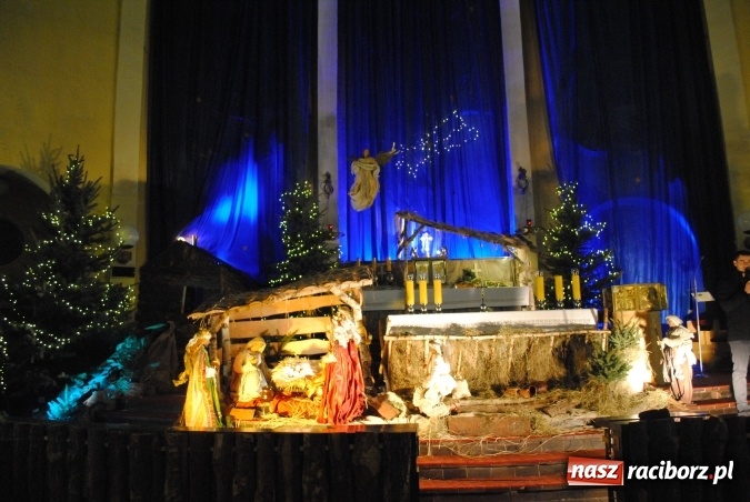 Zdjęcie w galerii na portalu naszraciborz.pl: Koncert i zbiórka na szczytny cel - Kolędowanie dla Kamerunu w kościele NSPJ wiadomości z regionu