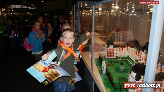 Zdjęcie w galerii na portalu naszraciborz.pl: Uczestnicy Ferii z biblioteką w świecie LEGO  wiadomości z regionu