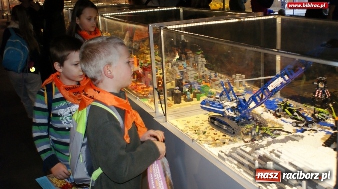 Zdjęcie w galerii na portalu naszraciborz.pl: Uczestnicy Ferii z biblioteką w świecie LEGO  wiadomości z regionu