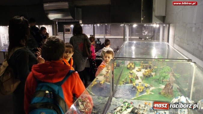 Zdjęcie w galerii na portalu naszraciborz.pl: Uczestnicy Ferii z biblioteką w świecie LEGO  wiadomości z regionu