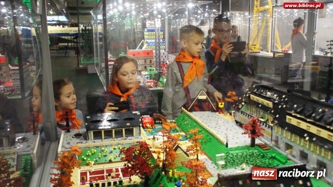 Zdjęcie w galerii na portalu naszraciborz.pl: Uczestnicy Ferii z biblioteką w świecie LEGO  wiadomości z regionu
