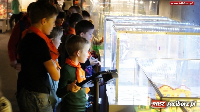 Zdjęcie w galerii na portalu naszraciborz.pl: Uczestnicy Ferii z biblioteką w świecie LEGO  wiadomości z regionu