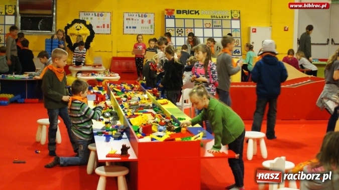 Zdjęcie w galerii na portalu naszraciborz.pl: Uczestnicy Ferii z biblioteką w świecie LEGO  wiadomości z regionu