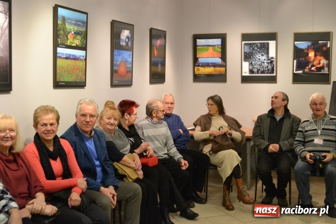 Zdjęcie w galerii na portalu naszraciborz.pl: Moje miejsce - spotkanie autorskie Bolesława Stachowa wiadomości z regionu