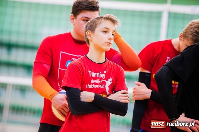 Zdjęcie w galerii na portalu naszraciborz.pl: Turniej dwójek siatkarskich w Arenie Rafako i MOS-ie wiadomości z regionu