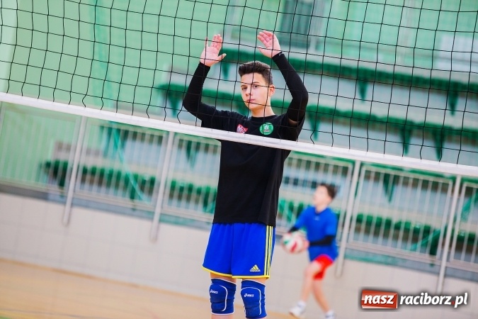 Zdjęcie w galerii na portalu naszraciborz.pl: Turniej dwójek siatkarskich w Arenie Rafako i MOS-ie wiadomości z regionu