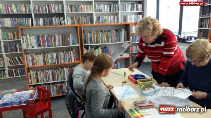 Zdjęcie w galerii na portalu naszraciborz.pl: Baśniowy świat Walta Disneya w filiach bibliotecznych wiadomości z regionu