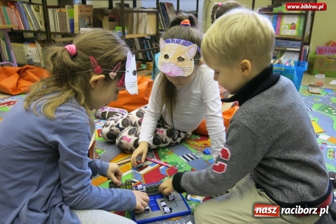 Zdjęcie w galerii na portalu naszraciborz.pl: Baśniowy świat Walta Disneya w filiach bibliotecznych wiadomości z regionu