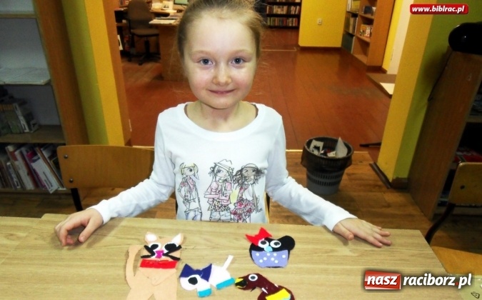 Zdjęcie w galerii na portalu naszraciborz.pl: Baśniowy świat Walta Disneya w filiach bibliotecznych wiadomości z regionu