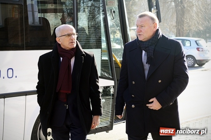 Zdjęcie w galerii na portalu naszraciborz.pl: PKS Racibórz ma dwa nowe autobusy. Gdzie będą jeździć? wiadomości z regionu