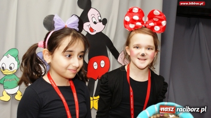 Zdjęcie w galerii na portalu naszraciborz.pl: Niech żyje bal!, czyli finałowe spotkanie w ramach Ferii z biblioteką wiadomości z regionu