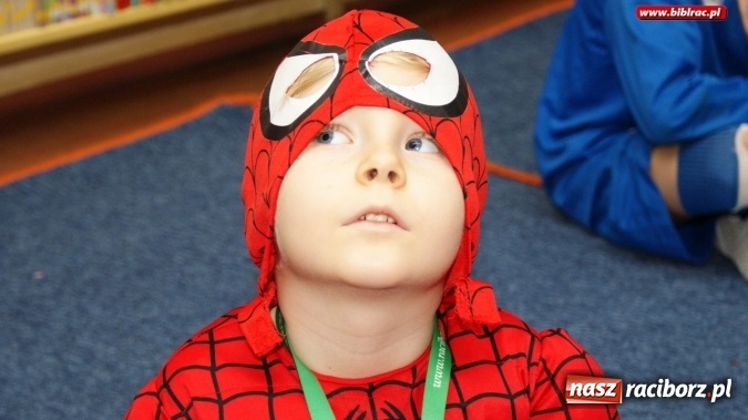 Zdjęcie w galerii na portalu naszraciborz.pl: Niech żyje bal!, czyli finałowe spotkanie w ramach Ferii z biblioteką wiadomości z regionu