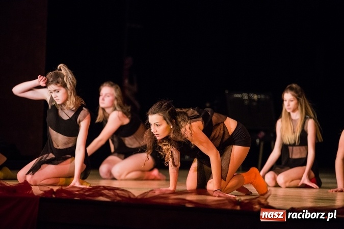 Zdjęcie w galerii na portalu naszraciborz.pl: Gala Szlachetnej Paczki w Raciborskim Centrum Kultury wiadomości z regionu