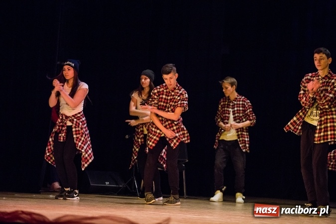 Zdjęcie w galerii na portalu naszraciborz.pl: Gala Szlachetnej Paczki w Raciborskim Centrum Kultury wiadomości z regionu