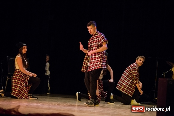 Zdjęcie w galerii na portalu naszraciborz.pl: Gala Szlachetnej Paczki w Raciborskim Centrum Kultury wiadomości z regionu