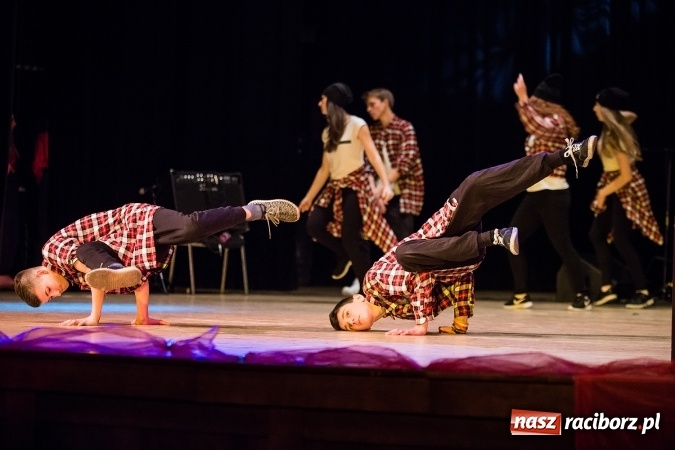 Zdjęcie w galerii na portalu naszraciborz.pl: Gala Szlachetnej Paczki w Raciborskim Centrum Kultury wiadomości z regionu