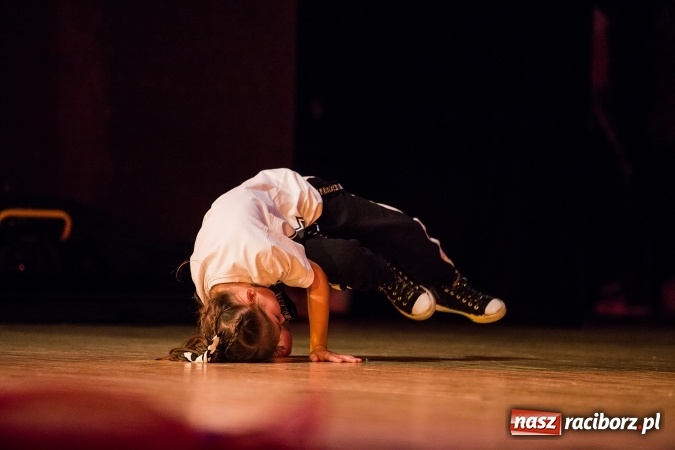 Zdjęcie w galerii na portalu naszraciborz.pl: Gala Szlachetnej Paczki w Raciborskim Centrum Kultury wiadomości z regionu