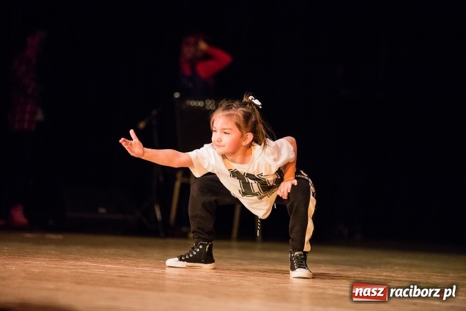 Zdjęcie w galerii na portalu naszraciborz.pl: Gala Szlachetnej Paczki w Raciborskim Centrum Kultury wiadomości z regionu