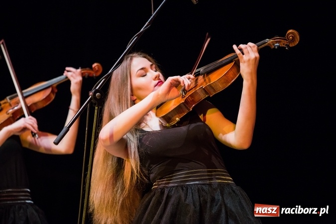 Zdjęcie w galerii na portalu naszraciborz.pl: Gala Szlachetnej Paczki w Raciborskim Centrum Kultury wiadomości z regionu