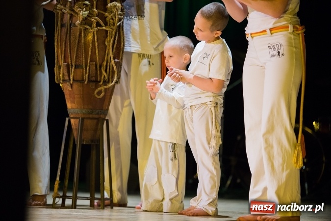 Zdjęcie w galerii na portalu naszraciborz.pl: Gala Szlachetnej Paczki w Raciborskim Centrum Kultury wiadomości z regionu