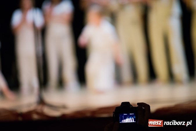 Zdjęcie w galerii na portalu naszraciborz.pl: Gala Szlachetnej Paczki w Raciborskim Centrum Kultury wiadomości z regionu