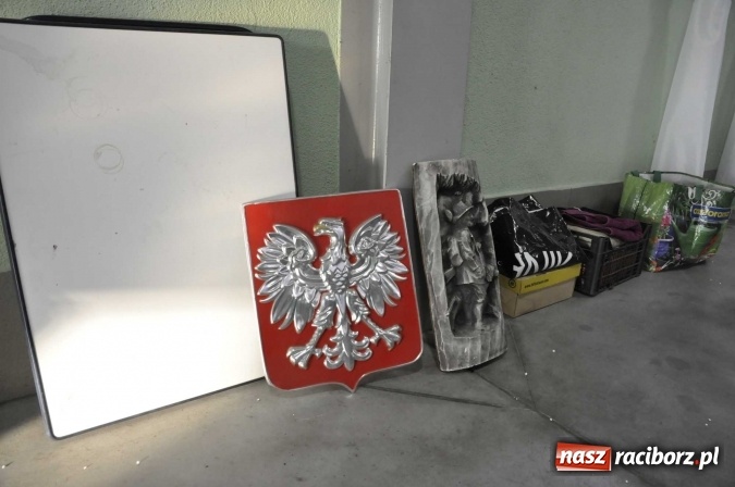 Zdjęcie w galerii na portalu naszraciborz.pl: Ruszył targ staroci w Pietrowicach Wielkich  wiadomości z regionu