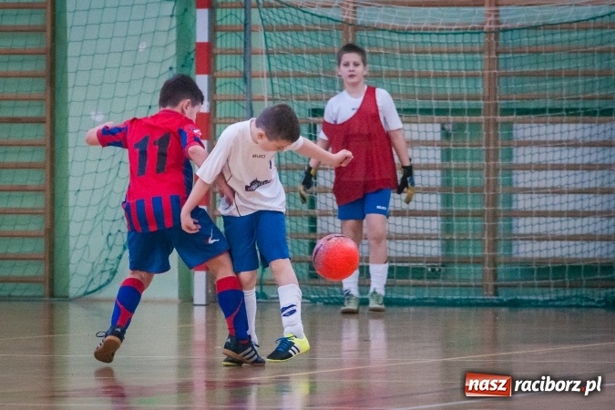 Zdjęcie w galerii na portalu naszraciborz.pl: I Charytatywny Turniej Halowej Piłki Nożnej za nami. Raciborska Unia druga wiadomości z regionu