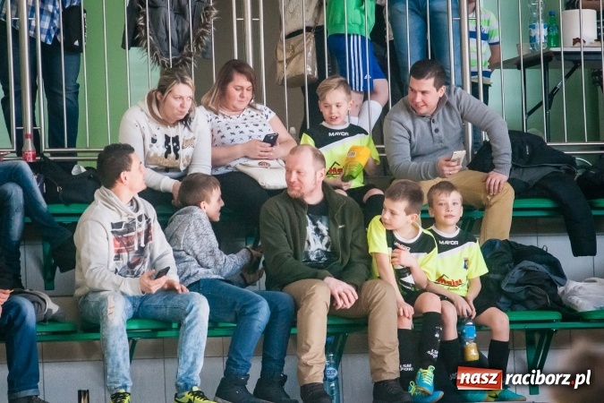 Zdjęcie w galerii na portalu naszraciborz.pl: I Charytatywny Turniej Halowej Piłki Nożnej za nami. Raciborska Unia druga wiadomości z regionu