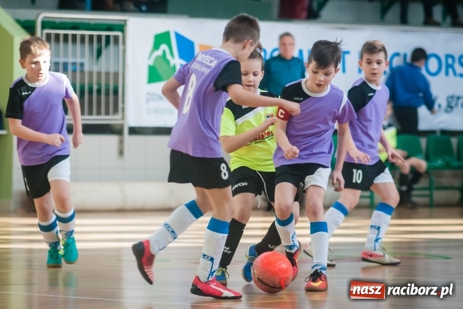 Zdjęcie w galerii na portalu naszraciborz.pl: I Charytatywny Turniej Halowej Piłki Nożnej za nami. Raciborska Unia druga wiadomości z regionu