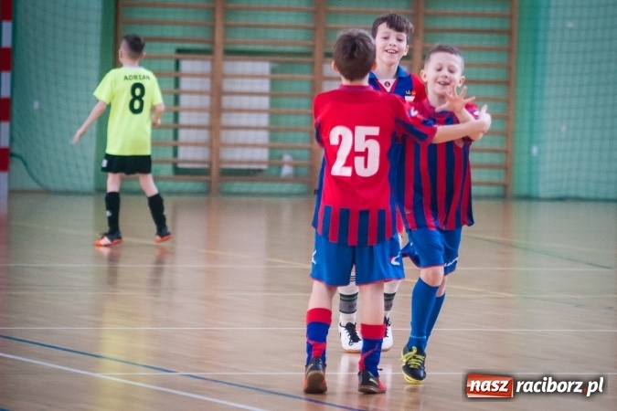 Zdjęcie w galerii na portalu naszraciborz.pl: I Charytatywny Turniej Halowej Piłki Nożnej za nami. Raciborska Unia druga wiadomości z regionu