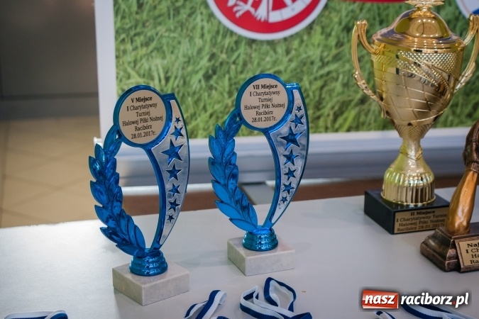 Zdjęcie w galerii na portalu naszraciborz.pl: I Charytatywny Turniej Halowej Piłki Nożnej za nami. Raciborska Unia druga wiadomości z regionu