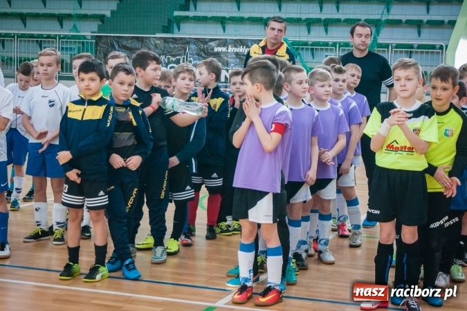 Zdjęcie w galerii na portalu naszraciborz.pl: I Charytatywny Turniej Halowej Piłki Nożnej za nami. Raciborska Unia druga wiadomości z regionu