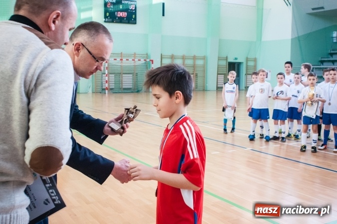 Zdjęcie w galerii na portalu naszraciborz.pl: I Charytatywny Turniej Halowej Piłki Nożnej za nami. Raciborska Unia druga wiadomości z regionu