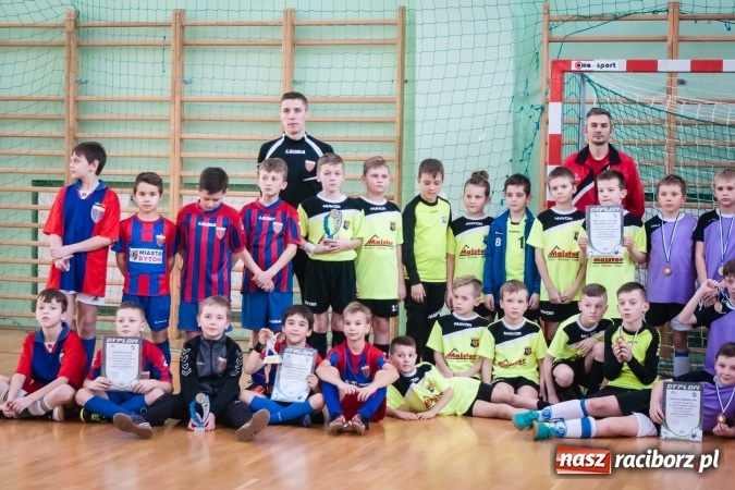 Zdjęcie w galerii na portalu naszraciborz.pl: I Charytatywny Turniej Halowej Piłki Nożnej za nami. Raciborska Unia druga wiadomości z regionu