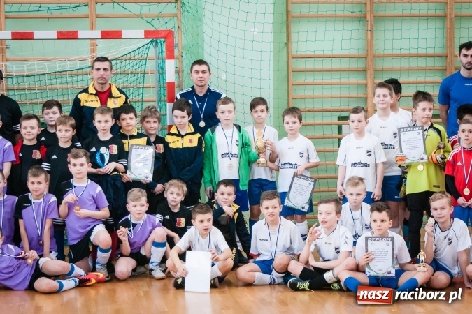 Zdjęcie w galerii na portalu naszraciborz.pl: I Charytatywny Turniej Halowej Piłki Nożnej za nami. Raciborska Unia druga wiadomości z regionu