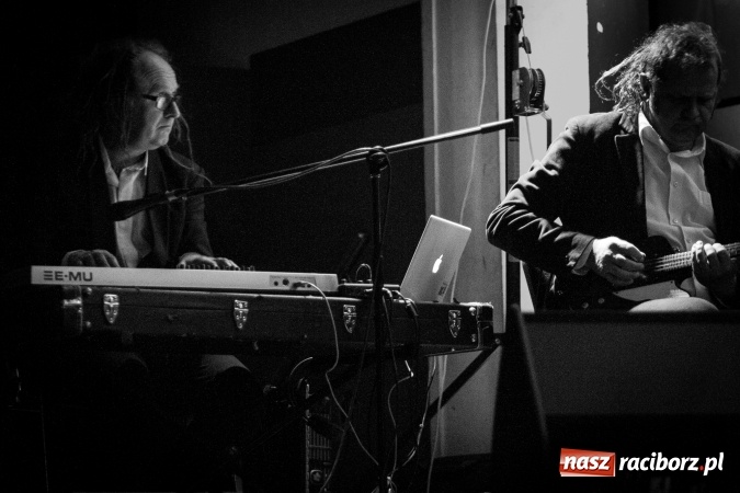 Zdjęcie w galerii na portalu naszraciborz.pl: Brzdąc i Czerwie - nieme kino i prawdziwa muzyka  wiadomości z regionu