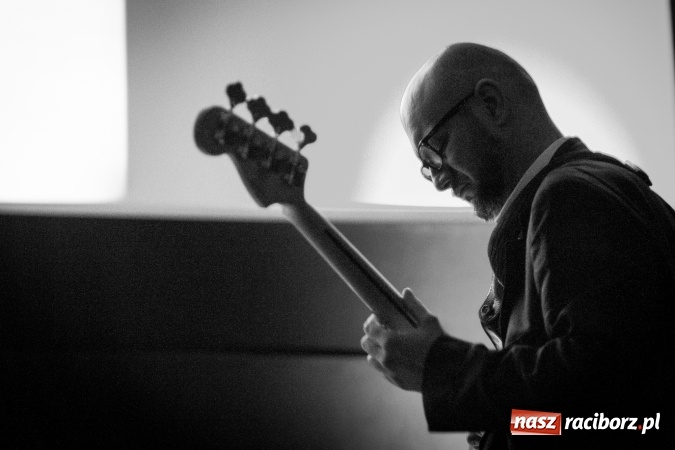 Zdjęcie w galerii na portalu naszraciborz.pl: Brzdąc i Czerwie - nieme kino i prawdziwa muzyka  wiadomości z regionu