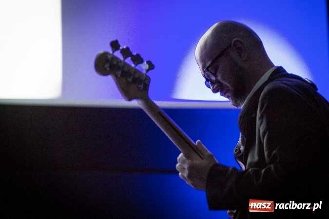 Zdjęcie w galerii na portalu naszraciborz.pl: Brzdąc i Czerwie - nieme kino i prawdziwa muzyka  wiadomości z regionu