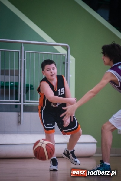 Zdjęcie w galerii na portalu naszraciborz.pl: Nieudana niedziela młodych koszykarzy Ofensywy wiadomości z regionu