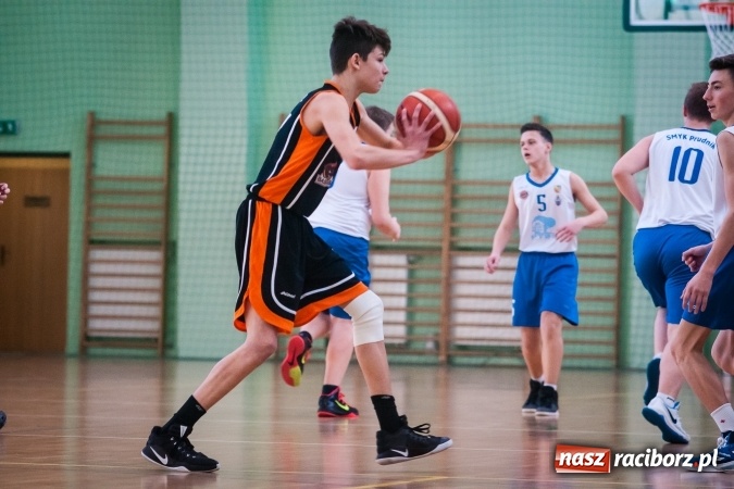 Zdjęcie w galerii na portalu naszraciborz.pl: Nieudana niedziela młodych koszykarzy Ofensywy wiadomości z regionu