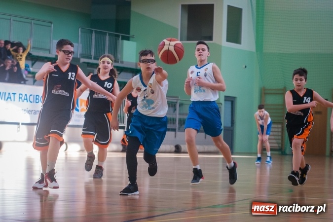 Zdjęcie w galerii na portalu naszraciborz.pl: Nieudana niedziela młodych koszykarzy Ofensywy wiadomości z regionu
